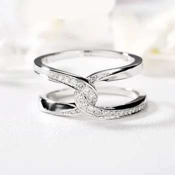 2020 Hot Predaj Móde Dvojité C Geometrické Línie Prstene pre Ženy Veľkoobchod Icedout Lady Krúžok Módne Šperky Factory dodávateľa