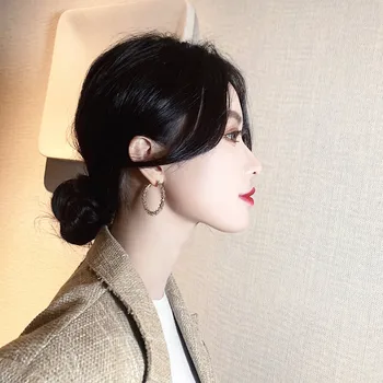 2020 kórejský horúce módne šperky jednoduché preháňania veľký kruh kovová bránka Náušnice moderné ženské Náušnice