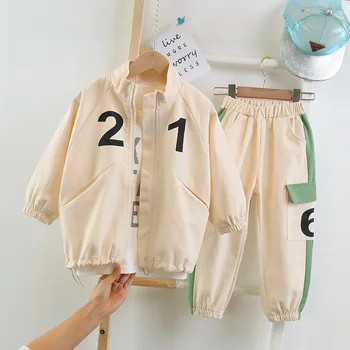 2021 jar a na jeseň chlapec bunda detské detské oblečenie list šitie bavlnené športové vyhovovali módne chlapec baby oblek