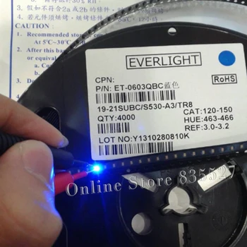 4000PCS/VEĽA ( Aby STÁLE SVETLO ) 1608 0603 modré SMD LED lampa korálky jasné LED svetlo emitujúca dióda 120-150mcd