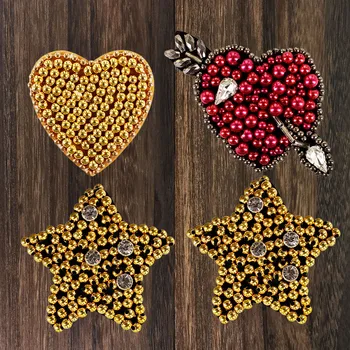 5pc Korálkové Gold Star Láska Šípky Srdce Odznaky Crystal Patch pre Brošne Oblečenie, Tašky, Topánky Opravy Šijacích Príslušenstvo TH1391