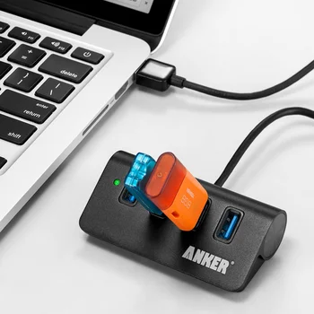 Anker USB 3.0, 4-Port Prenosný Hliníkový Náboj s 2-Metrový Kábel USB 3.0 (Uhlíka)