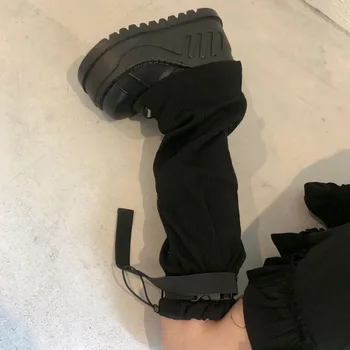 Black Pohode Goth Žena Oheň Tlač Ponožky 2021 Lady Punk Páse S Nástrojmi Plastové Nastaviteľné Pracky Koleno Leg Warmer Gotický Vonkajšie Rock Ponožka