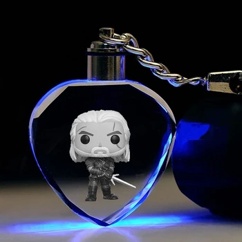 COSANER Geralt Yennefer Srdce Tvar Anime LED kľúčenky s LOGOM Keyring Crystal Hračka Keychain Svetlo Keyholder Unisex Dary