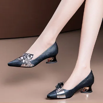 Cresfimix ženy móda ukázal prst vysokej kvality námestia päty čerpadlá pre nočný klub lady bežné black pu koža päty topánky a6406i