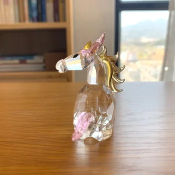 Crystal Lucky Angel Kôň Krištáľové Figúrky Koňa Ornament Sklo Zvierat Paperweight Kolekcie Home Table Dekor Deti Prospech Dary
