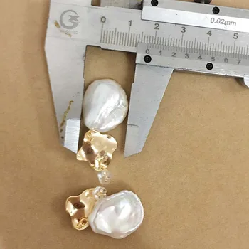 DOPRAVA ZADARMO prírody sladkovodné pearl náušnice,925 strieborný háčik,AAA kolo Pearl,16-18 mm mince tvar barokovom