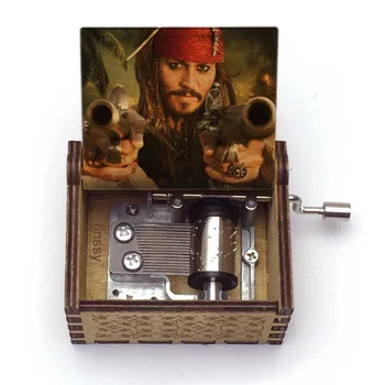 Drevené Handd Jack Sparrow z Pirátov z Karibiku hrá melódiu Davyho Jonesa Music Box narodeniny Vianočný darček
