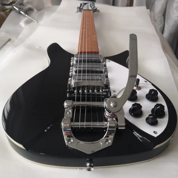 Elektrická gitara, svetlé hmatníkom, čierna farba,telo predné a zadné záväzné doprava zadarmo