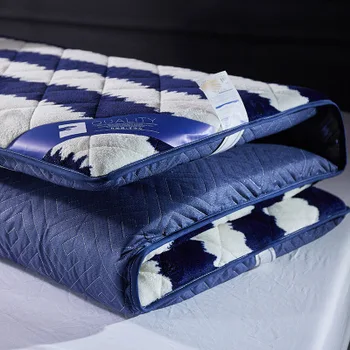 Flanelové tatami hrubé teplé posteľ velvet matrac jednoduché dvojité obliečky sponge skladacie soft pad