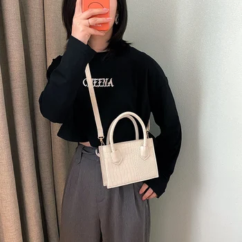 Francúzsky malé skupiny taška žien taška 2020 nové módne kórejská verzia všestranný retro Hong Kong štýl móda jedno rameno, kabelka