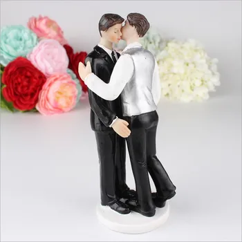 Homosexuálny Pár Svadobnú Tortu Vňaťou Gay Koniarov / Homosexuálov a Lesbičiek tortu vňaťou figúrky dvoch mužov vňaťou doprava zadarmo