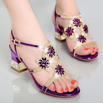 Hrubé sandále kórejská verzia diamond kožené sandále so sexy nízke podpätky diamond sandále pius veľkosť Rímske sandále ženy