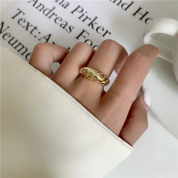 Jednoduchosť Zlatá Niť Chantable Multi-layer Hrubé Hrubé Krúžok Otvorte Nastaviteľné Kovové Prst Prstene Pre Ženy Strany Šperky
