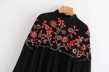 Jeseň Jar Módnej Značky Kvetinový Vyšívané Retro Šaty Žien Okrúhlym Výstrihom, Dlhý Rukáv Vintage Čierna 2020 Boho Šaty Vestidos