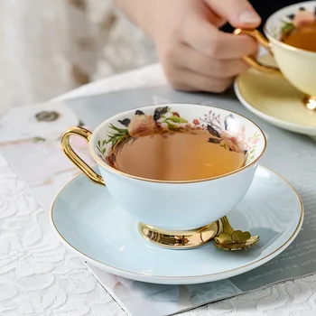 Keramické šálku kávy nastaviť Európskej nádherné zlaté rim farba presklené kávu, pohár a tanier afternoon tea cup kvet šálku čaju