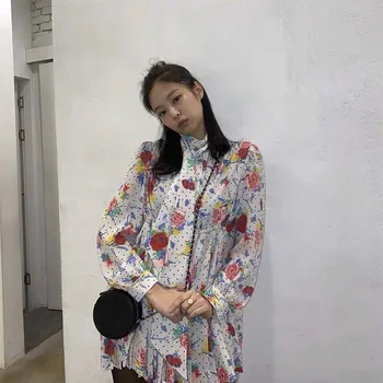 Kpop kórejský Celebrity rovnaké leto nová kvetinová čipka-up dlhý rukáv šaty žien kórejský módy sexy turtleneck mini skladaný šaty