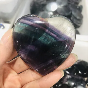 Krásne prírodné fluorite krištáľové srdce, farebné fluorite quartz, Lingqi Vietor
