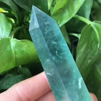 Krásne prírodné zelené fluorite crystal bod, prírodný krištáľ reiki liečenia 70-80