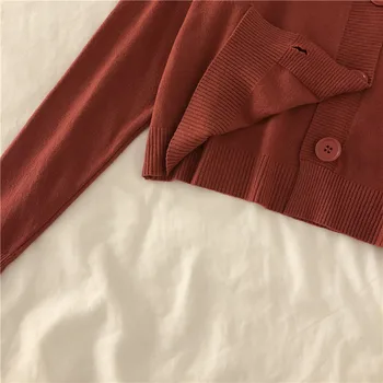 Kórejský Roztomilý Retro Farbou Knitwear Žien 2020 Zimné Jeseň Krátke tvaru Tri-Tlačidlo Dlhým Rukávom Sveter pletený Sveter