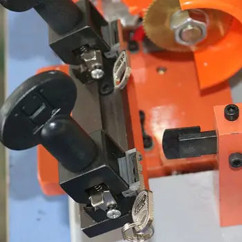 Kľúčové Stroj Zariadenie Diely pre prázdne tlačidlo rezanie tlačidlo duplikácia stroje, náhradné diely upevnite
