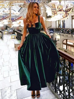 LORIE Emerald Green Velvet Prom Šaty 2020 Jednoduché Popruhy Formálne riadku Strana Gows Holý Krátke Večerné Šaty sú na Zips Hore Späť