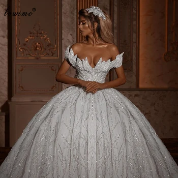 Luxusné Svadobné Biele Šaty A-Line Flitrami Princezná Svadobné Šaty Backless Sexy Nevesta Šaty Kaplnka Vestido De Noiva Vlastné