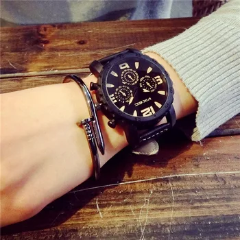 Luxusné Značky Pár Sledujte Muž a žena šport kožené Jednoduché Obľúbené Vodotesné Hodinky Business Náramkové hodinky č náramok