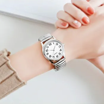 Muži Ženy Módne náramkové hodinky Pár Flexibilné Strečové Kapela Quartz Hodinky Človeka a Dámy Šaty Hodiny Jednoduché, Bežné Hodinky
