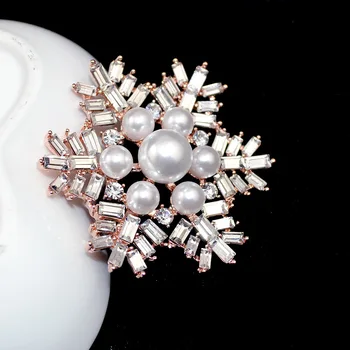 N591 luxusné corsage, snow pearl brošne nový sveter pin Vianočné darčeky