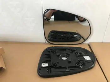 Na pravej strane / auto krídlo zrkadlo, sklo pre Toyota Hilux Revo Fortuner-2019