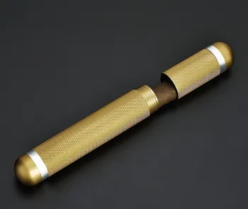 Nové 1pcs Prenosné Kovové Cigaru Trubky z Hliníka Cestovné Zvlhčovač Trubice Cigaru Držiteľ Mini Cigaru Trubice pre 1 170*22 mm Cigaru Gold Black