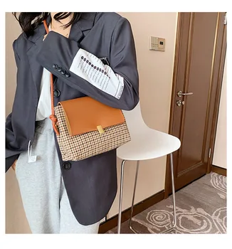 Nové malé taška ženy 2021 jeseň/zima nový trend módy všestranný instagram crossbody taška web celebrity retro malé námestie, taška