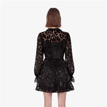 Nový Príchod jari autoportrét mini Skladaný elegantné Šaty Žien Velvet Patchwork Čipky Leopard Čierne Sexy Hlboké Šaty vestidos