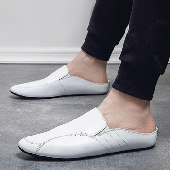 Polovica Papuče Mužov 2019 Lete British Fashion Muža, Originálne Kožené Topánky Sklzu na Dizajnér Ploché Mokasíny Lenivý Bežné Kožené Sandále
