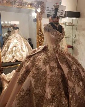 Princezná Šampanské Quinceanera Šaty Dlhé Rukávy Nášivka Lištovanie Sweet 16 Šaty Sprievod Plášte vestidos de 15 años 2020
