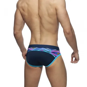 Push pad plavky mužov 2020 sexy plavky Plážové oblečenie Surfovať nízkym pásom plávať trenírky pánske plavky patchwork plaviek nohavičky