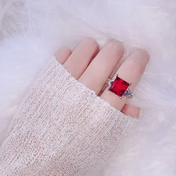 Reálne 14K Diamantové Prstene Ručné Prírode Ruby Obdĺžnik Luxusný Prsteň Prírodného Kameňa Šperky Pre Ženy 2020 Hot Predaj Svadobné