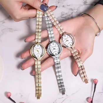 TOP Úplne Nový Náramok Hodiniek Ženy, Luxusné Crystal Šaty náramkové hodinky Hodiny dámskej Módy Bežné Quartz Hodinky Reloj Mujer