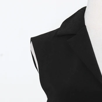 TWOTWINSTYLE Duté Z Obväz Šaty Pre Ženy Klope bez Rukávov Vysoký Pás Čierne Šaty Žena Jarné Módne Nové Oblečenie 2021