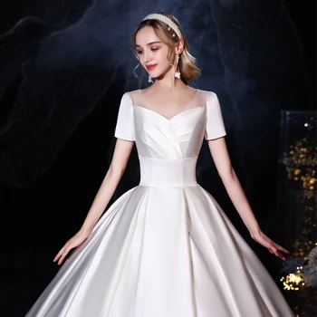 Vestido De Noiva 2020 Gryffon Klasický O-krku Svadobné Šaty S Vlakom Luxusné Saténové plesové Šaty Princezná Šaty, De Mariee Plus Veľkosť