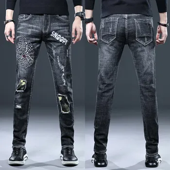 Veľkoobchod 2020 Módne Spider-vyšívané Skinny jeans pánske slim úsek otvor patch list vytlačený žobrák Denim ceruzkou nohavice
