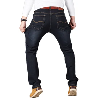 Veľká Veľkosť 28-44 Muž Vysokej Strečové Džínsy Rovné Dlhé Voľné Nohavice Módne Bežné Black Blue Denim Muž Obchodné Jeanswear Nohavice