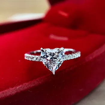 Wong Dážď 925 Sterling Silver Srdce Vytvorené Moissanite Drahokam Diamanty Svadobné Zásnubný Prsteň Jemné Šperky Veľkoobchod