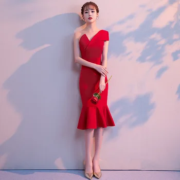 Červená Klasické Ženy Sexy Spoločenské Šaty Slim Morská víla Šaty Kráľovskej Elegantné Princezná Spoločenské Šaty Letné NOVÉ Vylepšené Qipao Plášte