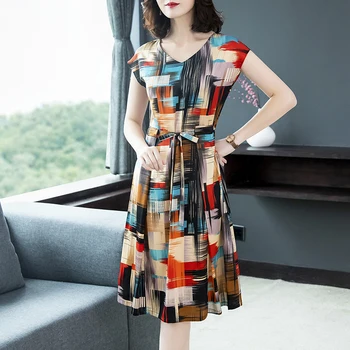 Čínsky štýl, spoločenské šaty ženského tvaru lete populárne strednej dĺžky bežné šaty slim temperament