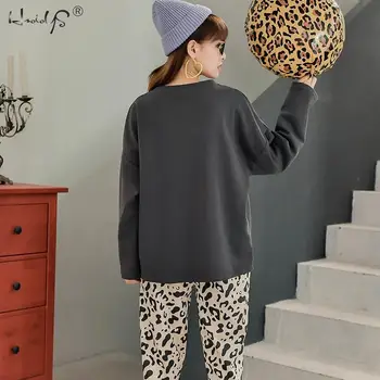 Ženy Módne oblečenie pre voľný čas Pyžamo Set Dvoch-dielny dlhým rukávom nohavice a leopard tlač pyžamá